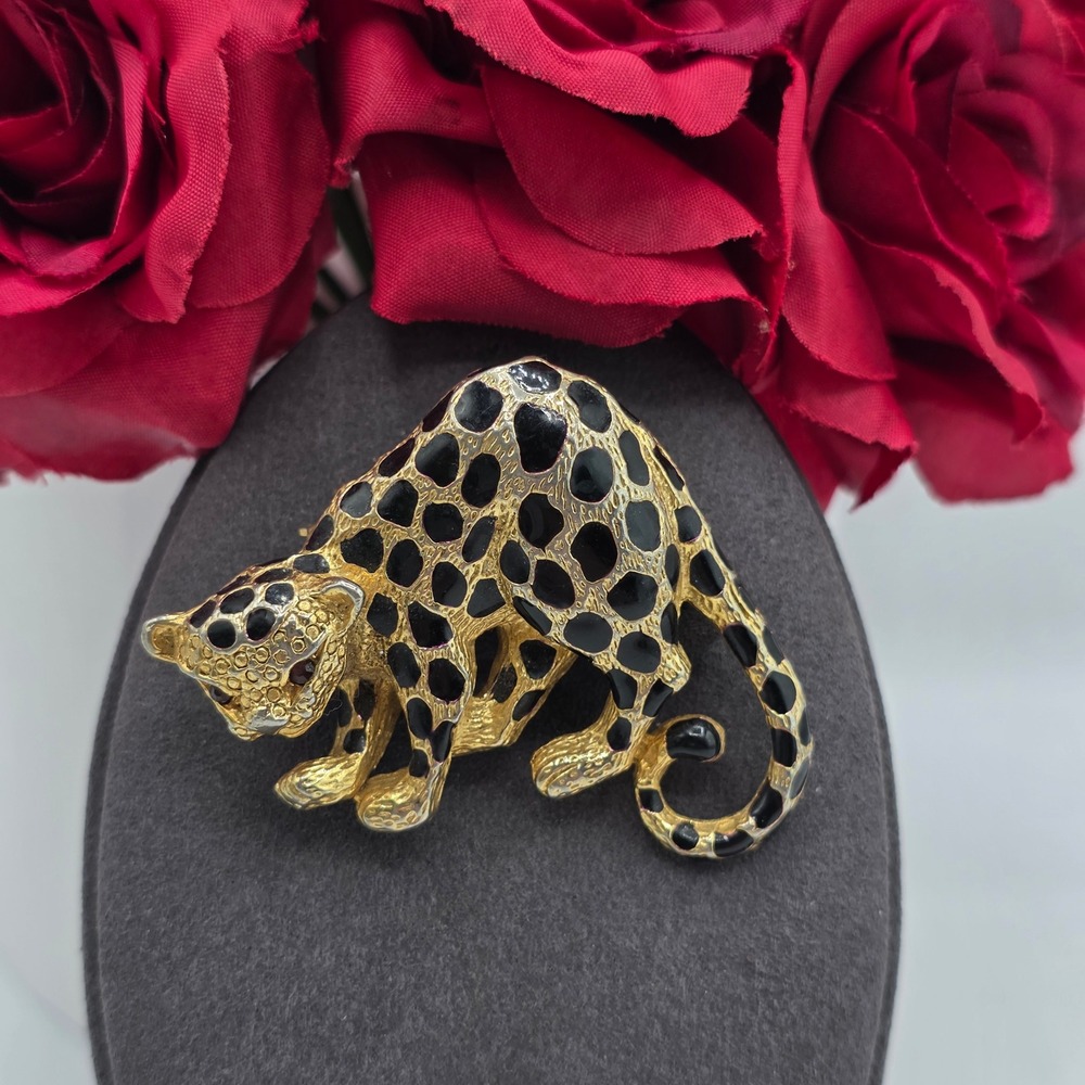 Park Lane Vintage Leopard Brooch Black Enamel Gold Tone Prowling Cheetah Pin